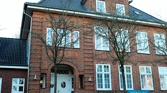 Volkshochschule Hohenwestedt Gebäudeansicht Front Volkshochschule Hohenwestedt Gebäudeansicht Front