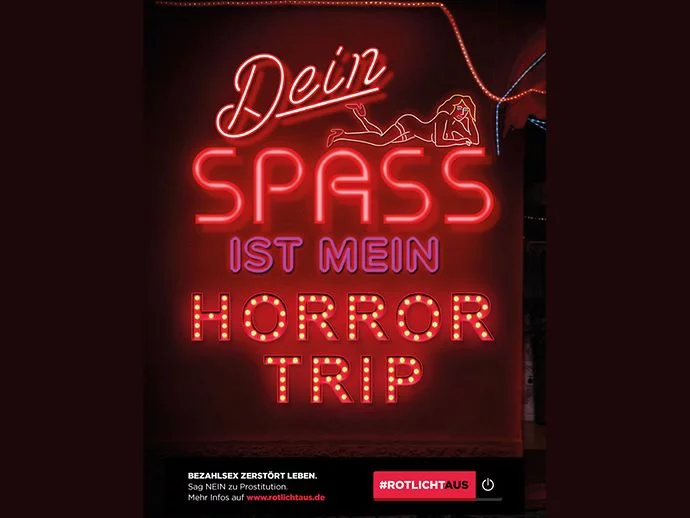 Abbildung Postkarte "Dein Spass ist mein Horror-Trip!" Abbildung Dachkampagnen-Logo